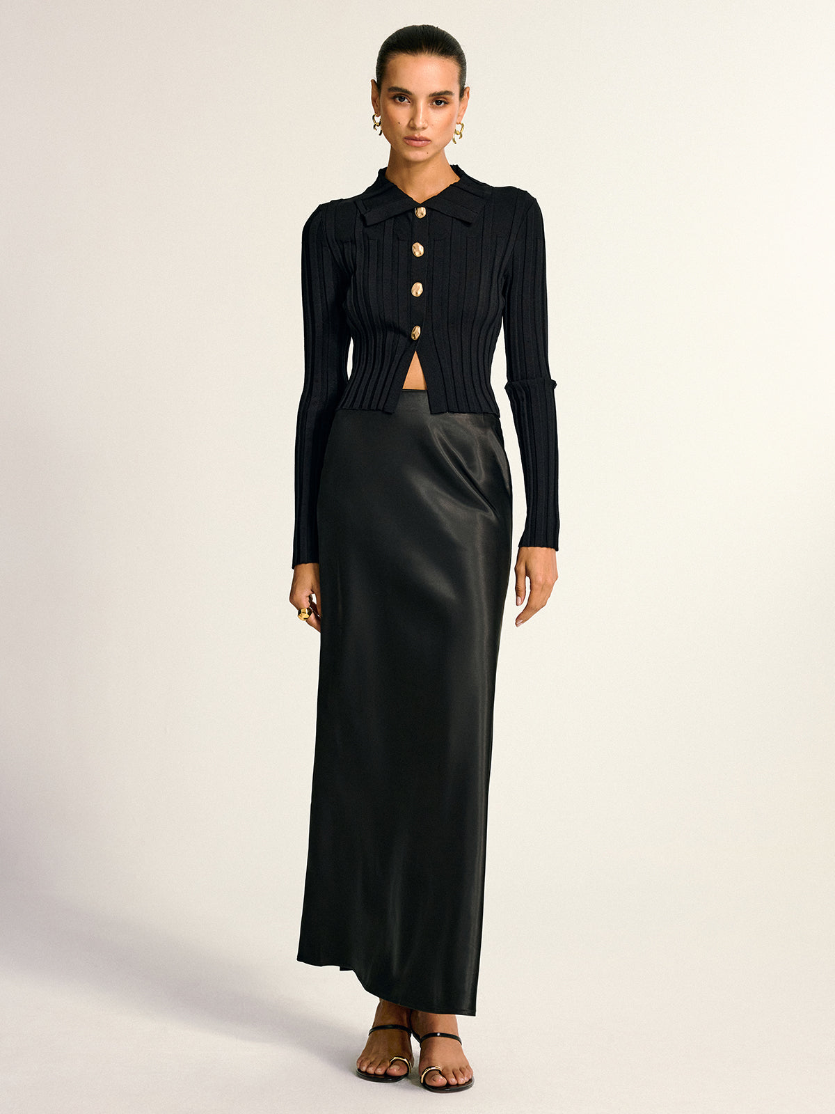 Metal Button Fitted Collared Knit Top