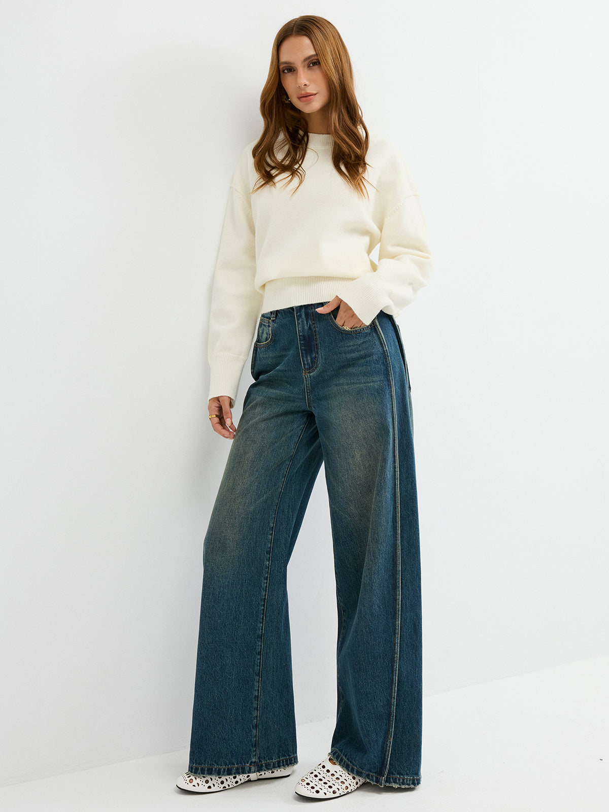 Side Panel Detail Mid-Waist Jeans