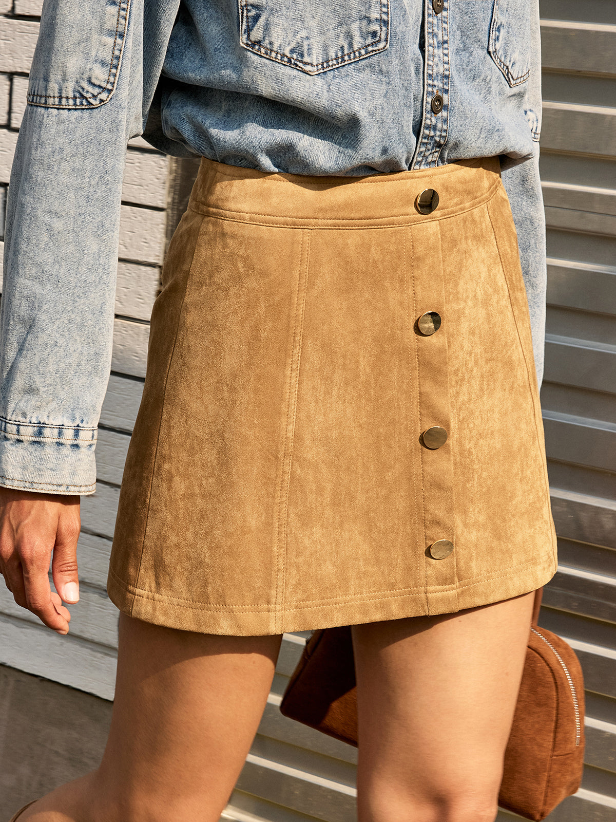 Decor Button Suede Mini Skirt