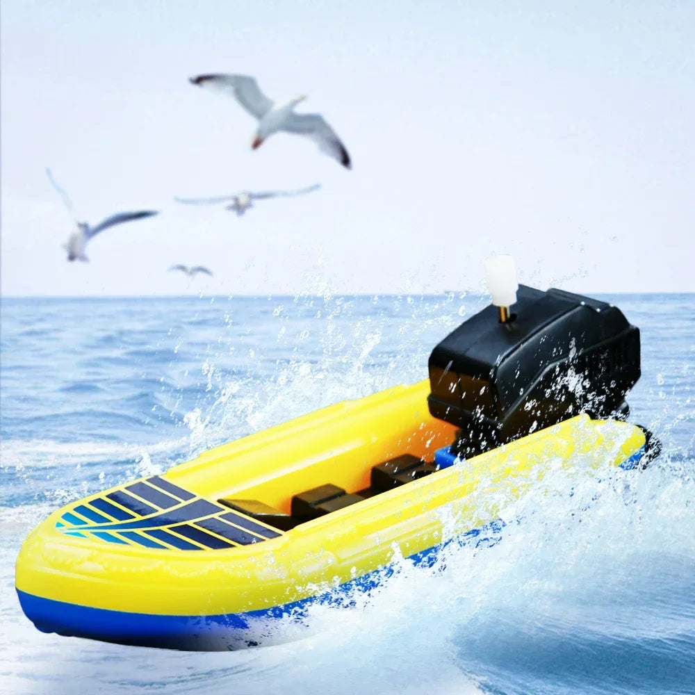 1pc Speed Boat Clockwork Toys Ship Wind Up Float In Water Kid Toys Classic Bathtub Shower Bath Toy for Children‘s Gift Boy Toys