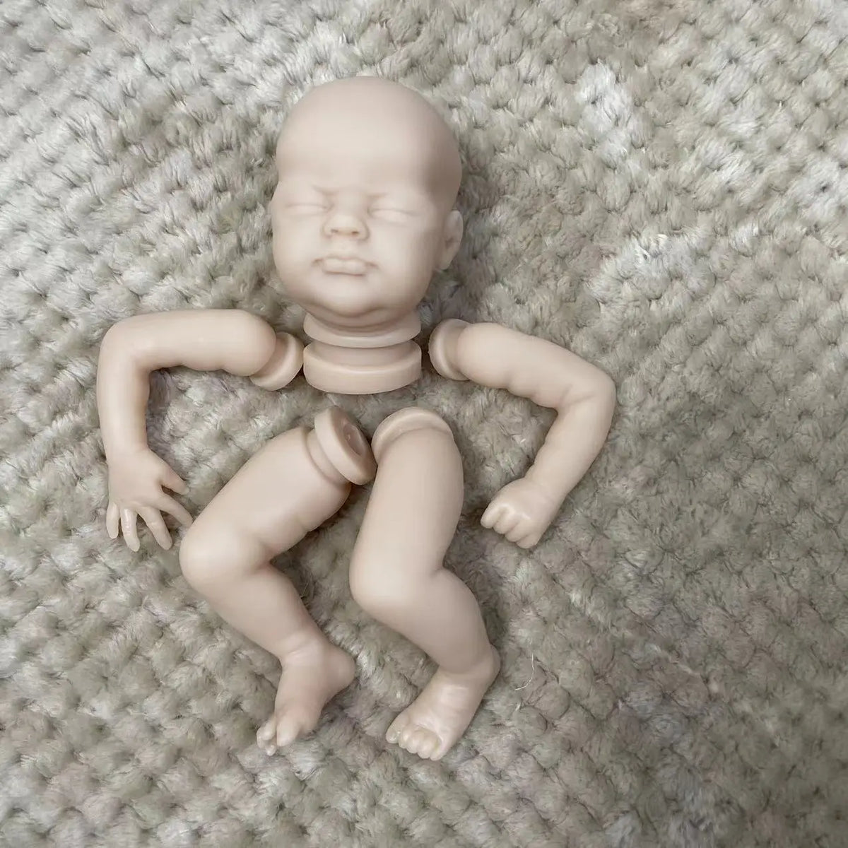 Mini Reborn Kit 9 Inches Reborn Baby Vinyl Doll Kit Wee Mouse Unpainted Unassembled Doll Parts DIY Blank Reborn Doll Kit