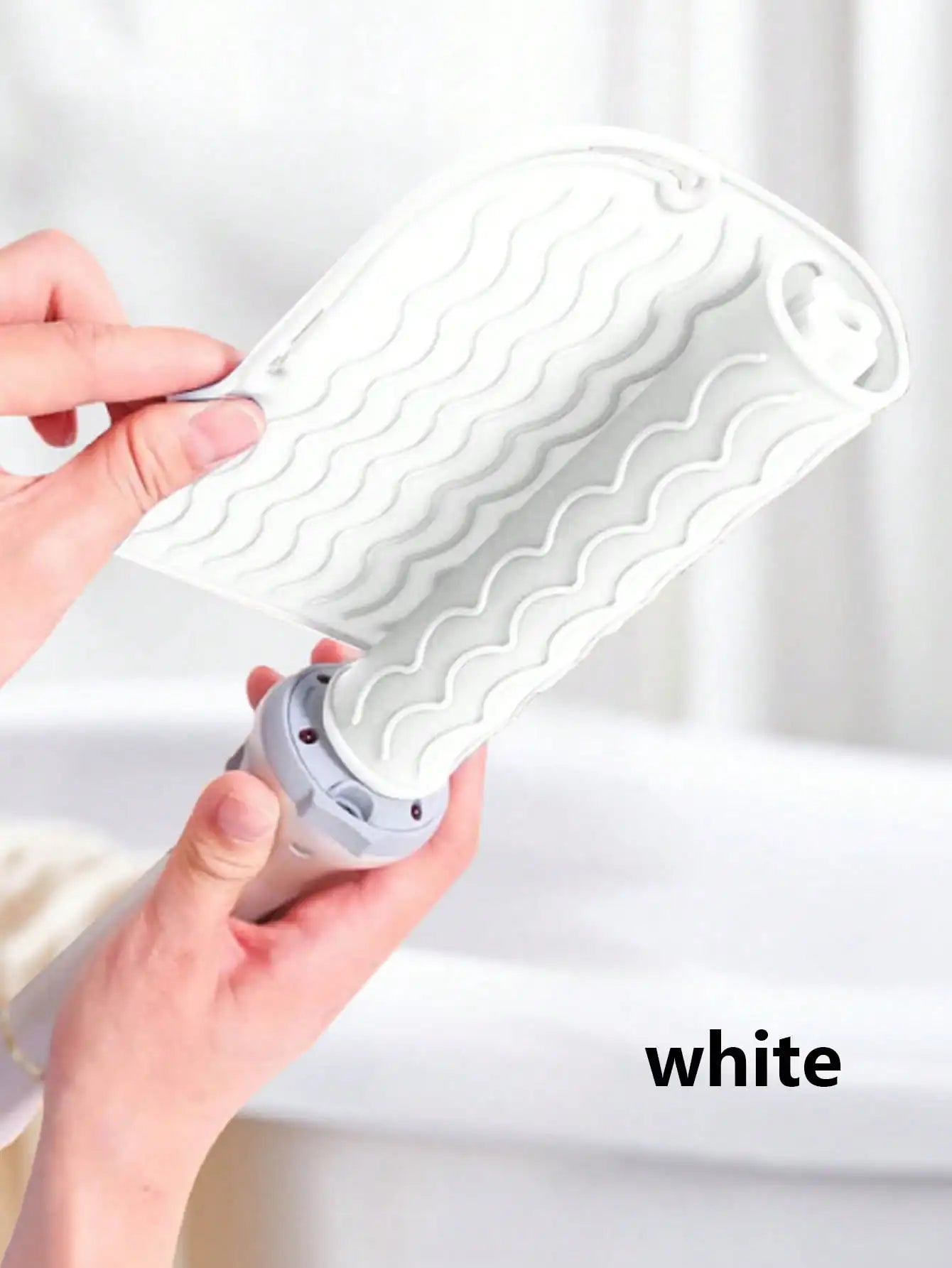 New Plus Size Silicone Heat Resistant Mat Portable Travel Hot Tools Pad Cover for Curling Iron, Flat Iron Hair Straightener
