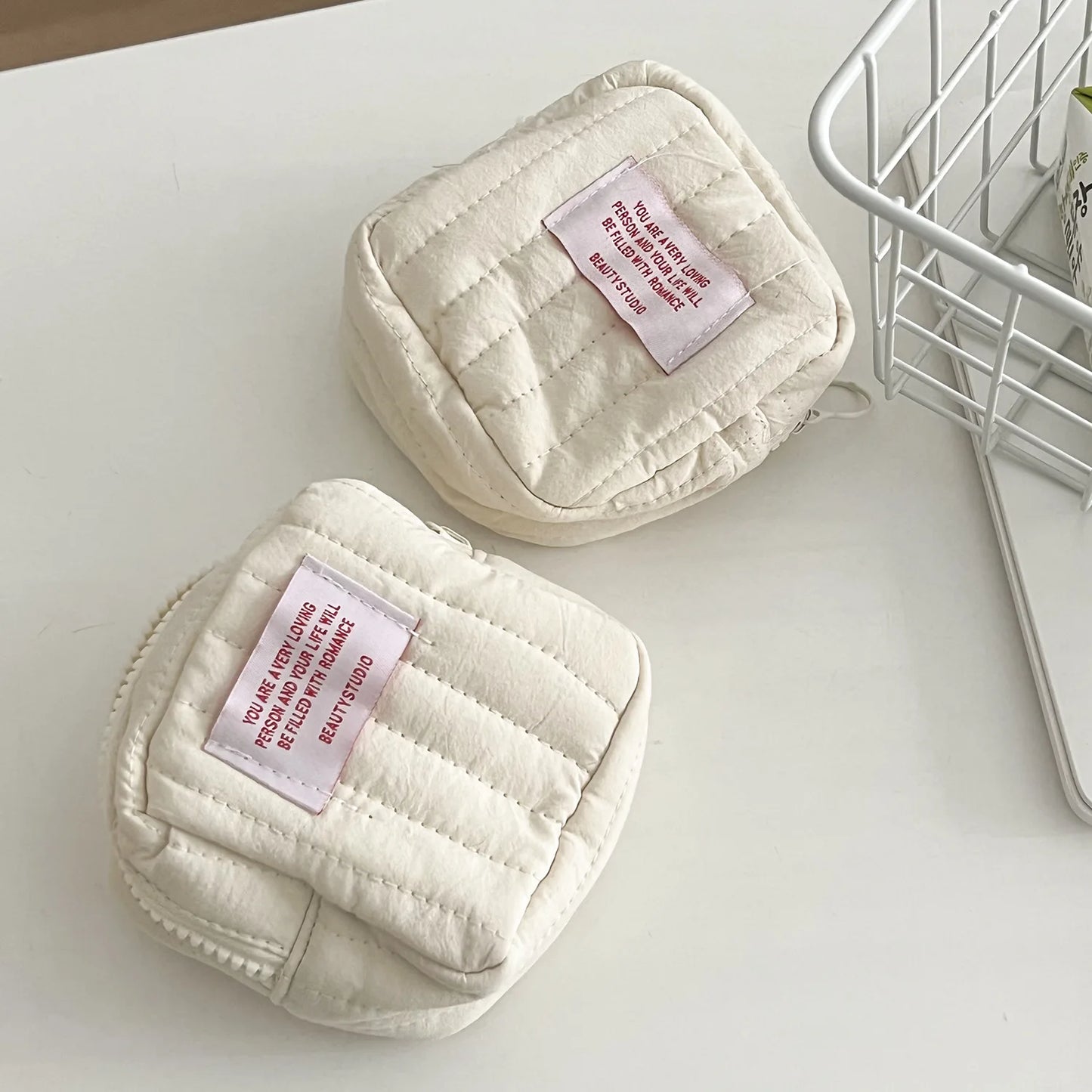 HOMEFISH Korean Square Small Makeup Bag Student Small Earphones Zero Wallet Girl Portable Lipstick Storage Bags