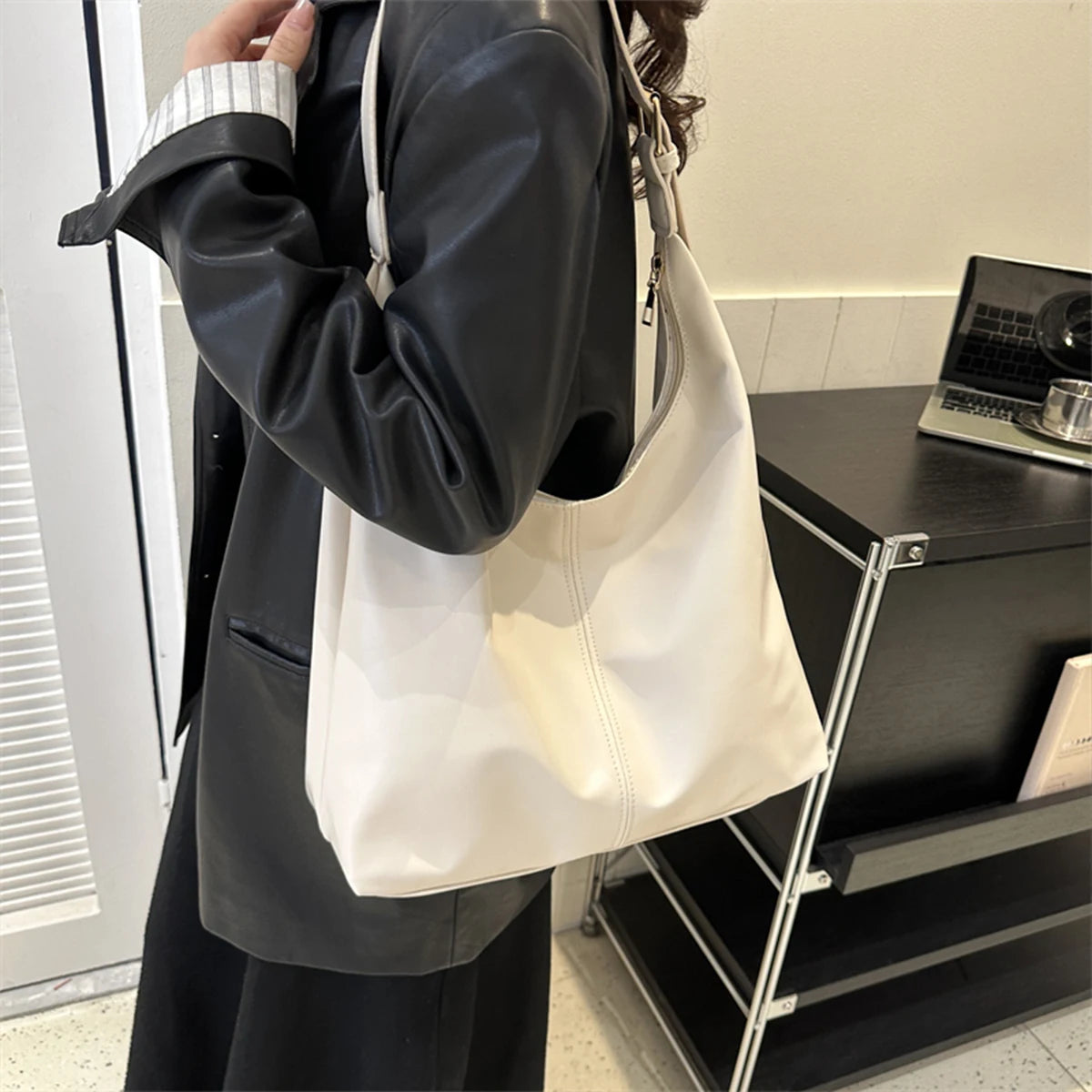 Trendy Casual Soft PU Women's Handbags Solid Color Large Capacity Female Shoulder Bag Retro Tote Bag For Commute Shopping