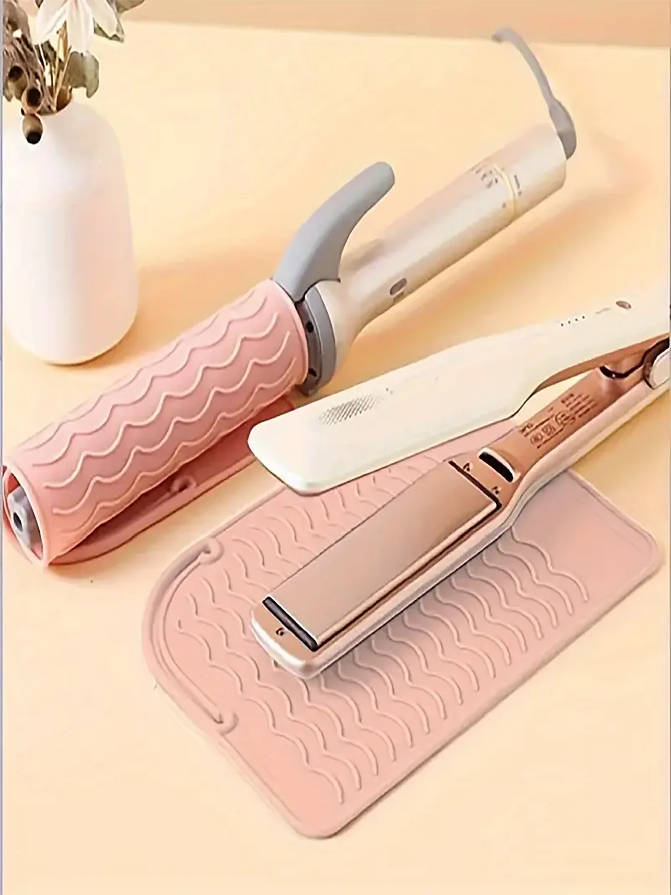 New Plus Size Silicone Heat Resistant Mat Portable Travel Hot Tools Pad Cover for Curling Iron, Flat Iron Hair Straightener