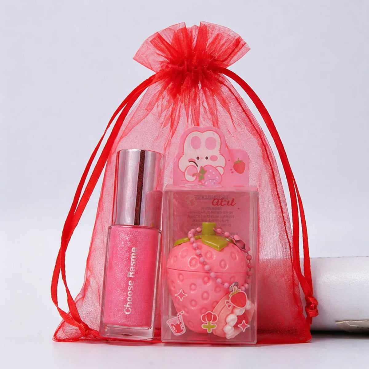 Random Shiping 1PC Strawberry Lip Gloss Lipstick Moisturizing Winter Antifreeze Anti Crack Moisturizing Lasting Lip Balm