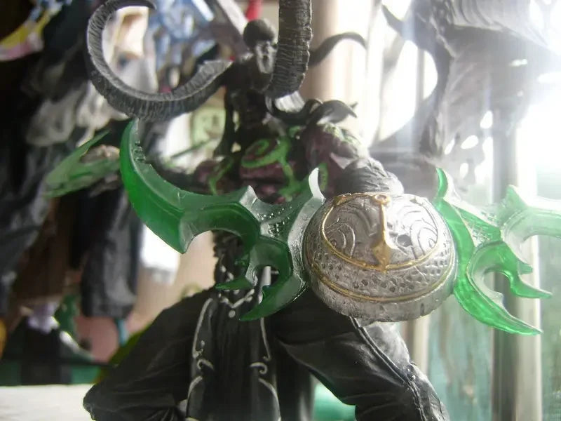 Game Wow Demon Hunter illidan Stormrage PVC Action Figure Toys