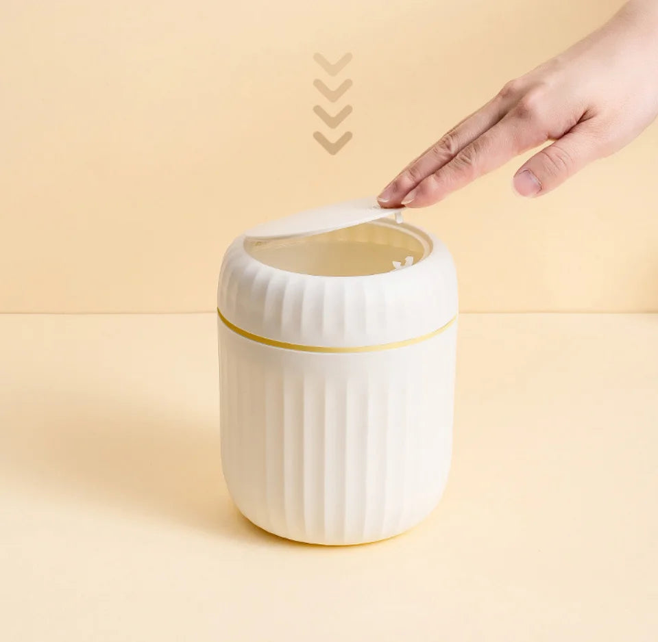 Mini Desktop Trash Can with Lid Garbage Waste Bin Organizer Bedroom Office Desk Storage Box Made Durable Plastic Home Supplies