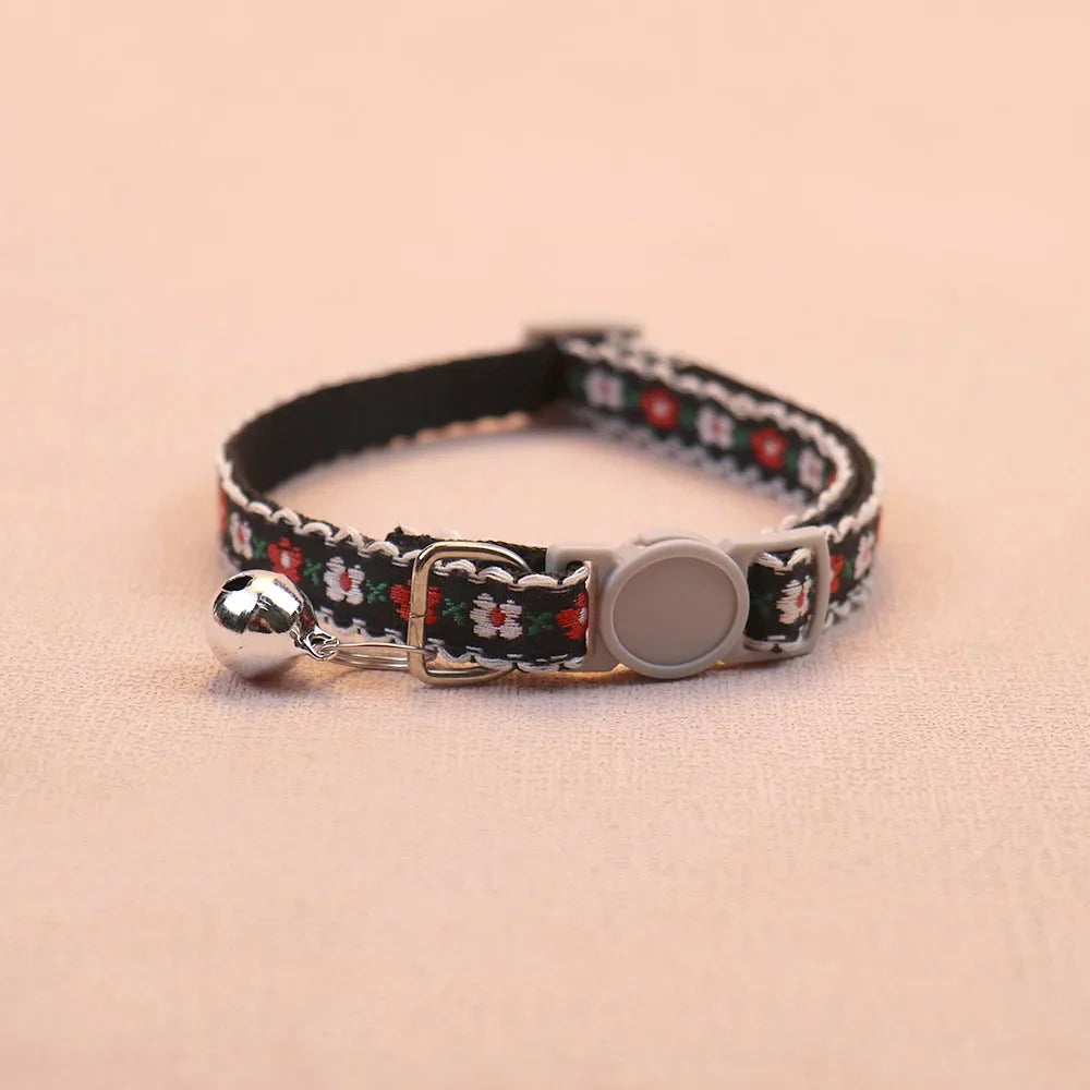 Hand Knitting Flower Pet Collar With Bell Colorful Retro Style Cat Collar Adjustable Safety Necklace For Puppy Cat Accessories