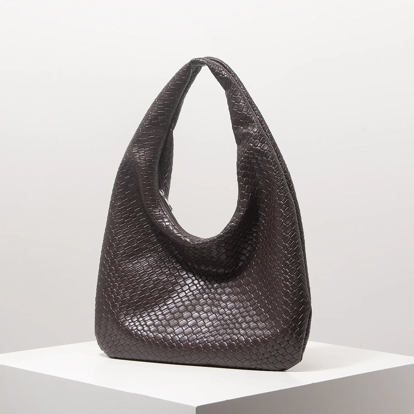 Vintage Faux Woven Leather Shoulder Bag, Women's Handbag, Large Capacity Tote Bag, Crescent Bag, Zipper Underarm Bag, Daily Commuter Bag (Random Pattern)