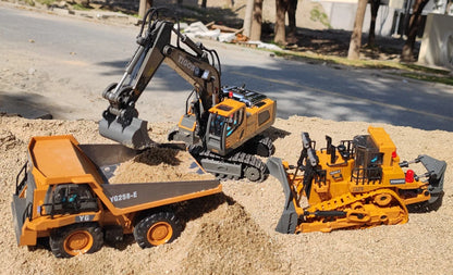 4WD Remote Control Excavator Toy Radio Controlled RC Dump Truck Vehicle Crawler Bulldozer Construction Buggy Light and Sound Car