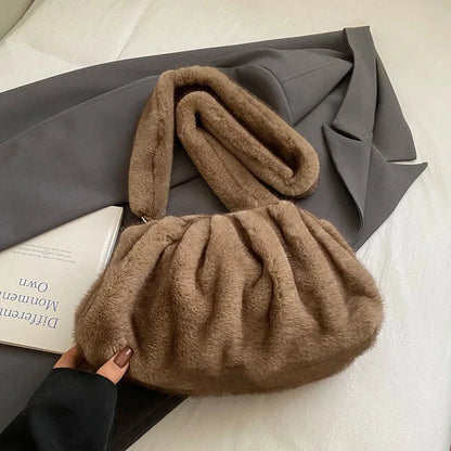 Fashionable Wrinkled Cloud Bag Soft Faux Fur Small Shoulder Bags for Women 2025 Winter Trend Korean Plush Handbags Crossbody Bag