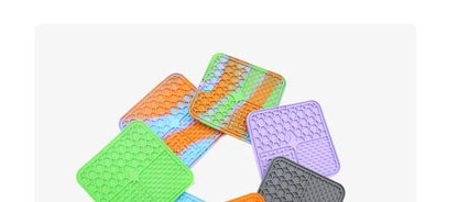 Pet Lick Silicone Mat Pet Slow Food Plate Dog Bathing Distraction Silicone Dog Sucker Food Training Dog Feeder Supplies for Dogs
