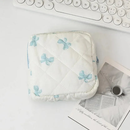 Heart Print Sanitary Napkins Storage Bag Feminine Period Pouch Portable Tampon Organizer Bag Mini Makeup Lipstick Storage Pouch