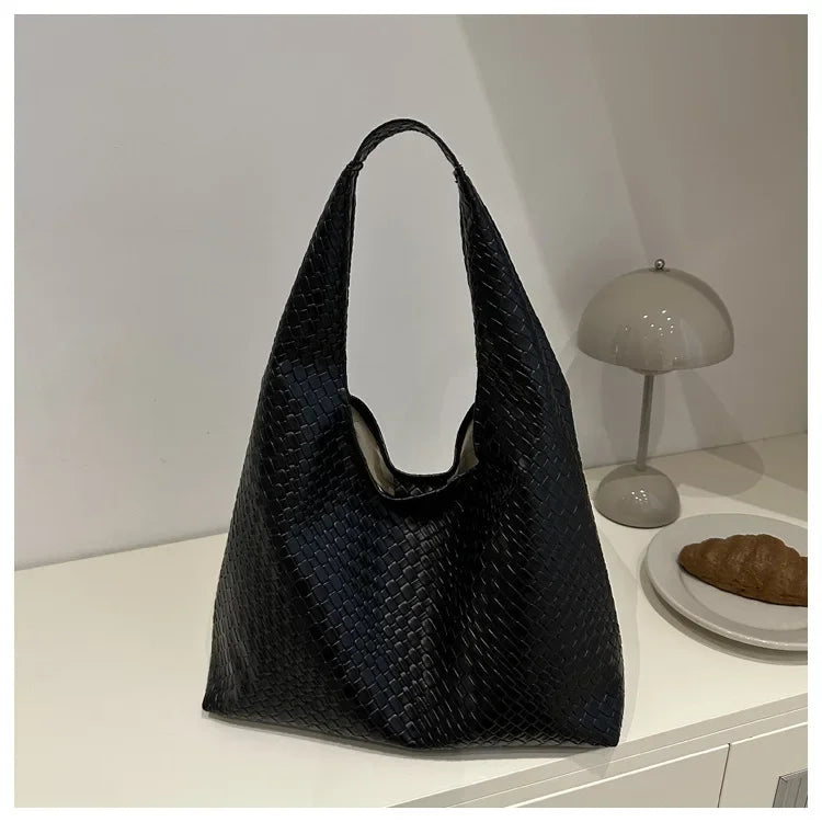Minimalist Hobo Tote Bag for Women - Retro Elegant Large Capacity Shoulder Bag for Work, Travel & Daily Use