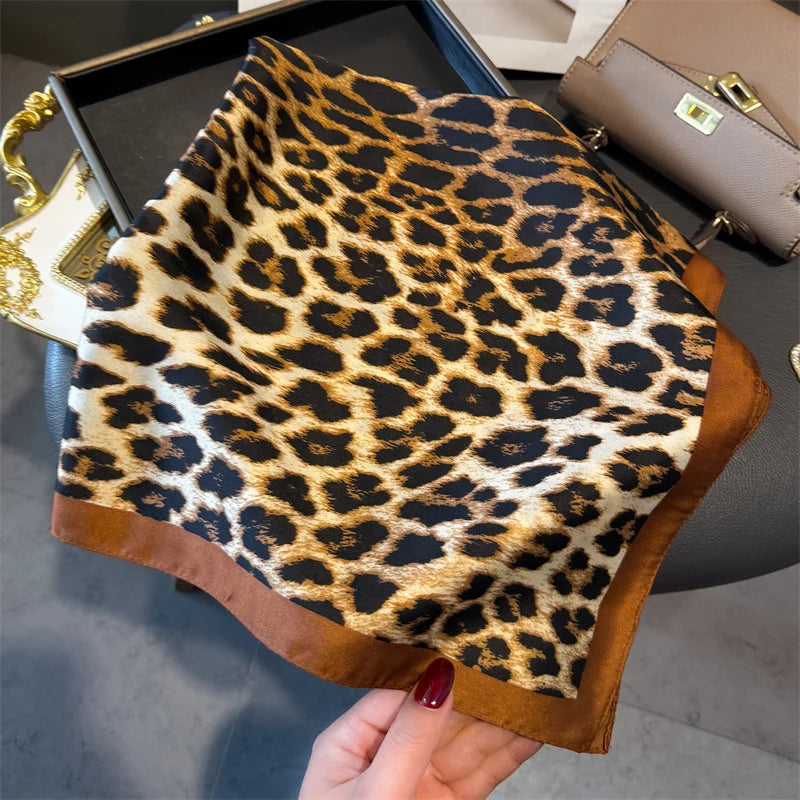 Luxury 2024 Silk Print Hair Scarf Women Floral Kerchief Neck Tie Hand Wrist Foulard Shawl Wraps Head Hijab Bandana Echarpe