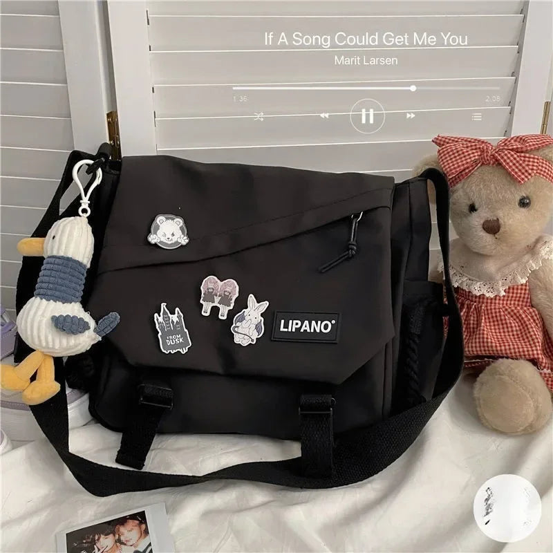 Vintage Postman Bag Versatile Handsome Work Style Art Shoulder Bag for Men and Women Crossbody Bag