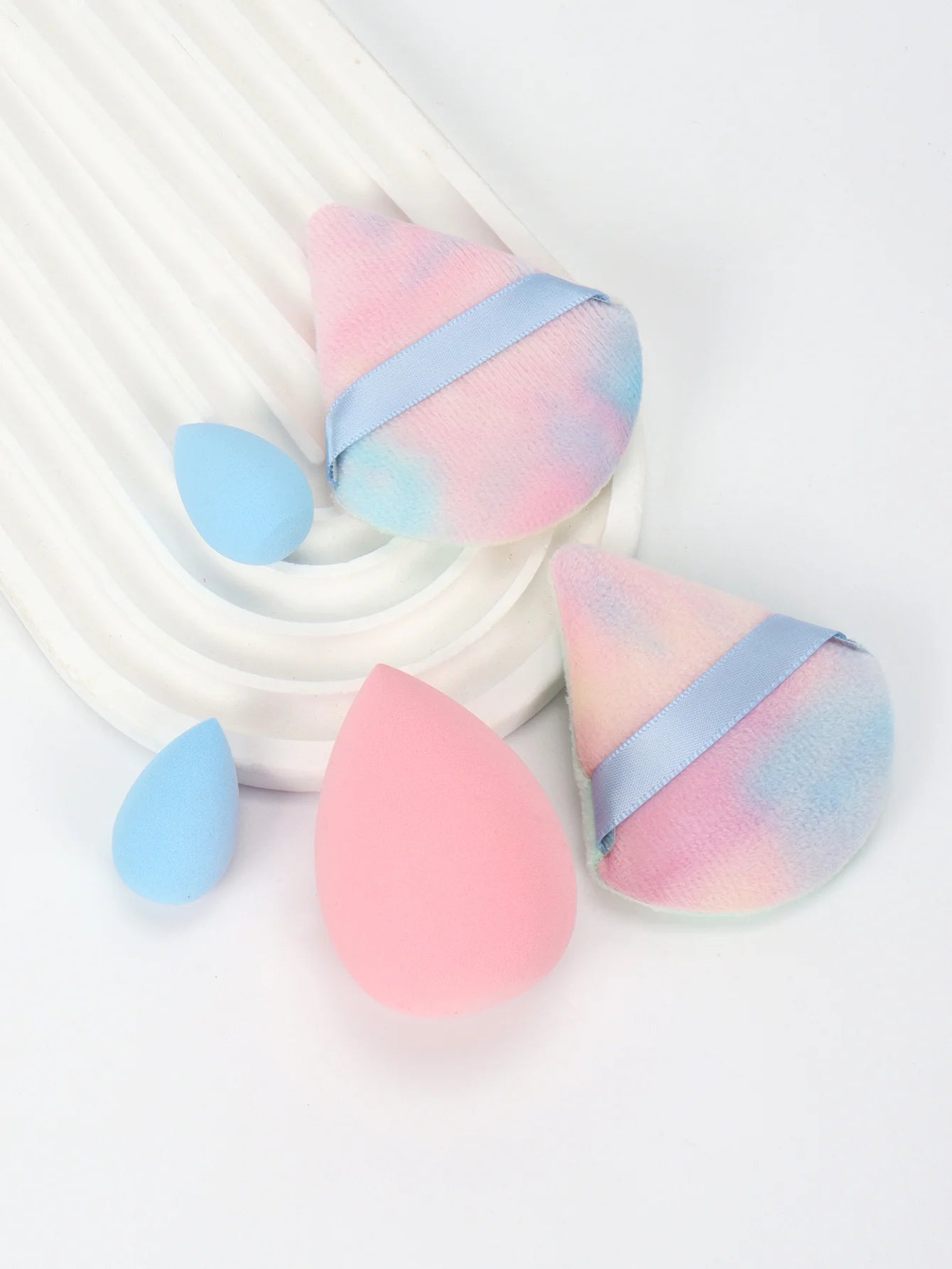 5Pcs Professional Makeup Sponge Set - Soft, Gentle, Multi-Purpose Tools for Perfect Foundation, Powder and Blush Application