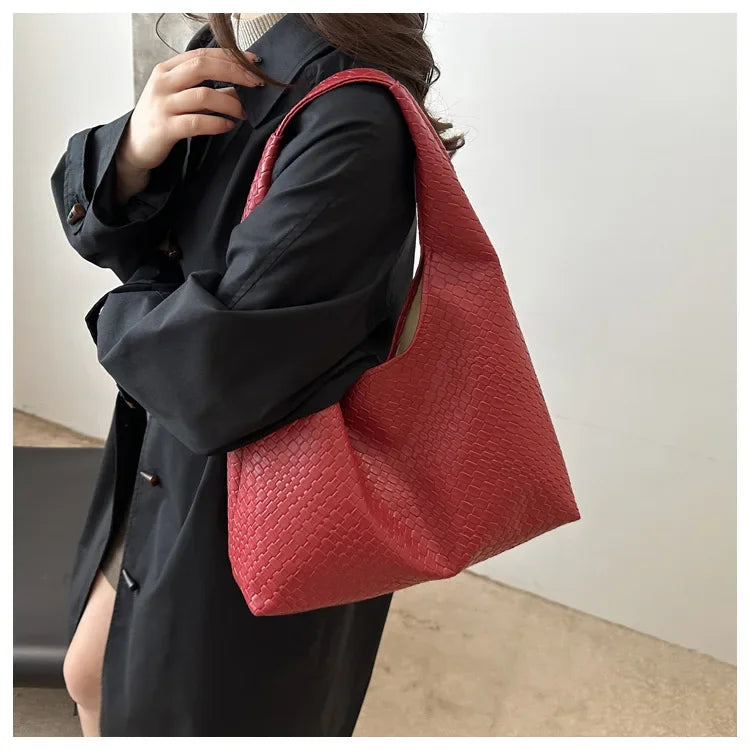 Minimalist Hobo Tote Bag for Women - Retro Elegant Large Capacity Shoulder Bag for Work, Travel & Daily Use
