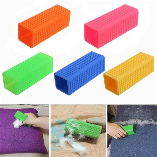 Pet Hair Removal Brush Car Animal Brush Dog Cat Hair Removal Effective Pet Hair Silicone Hollow Rubber Cleaning Brush GSZ01