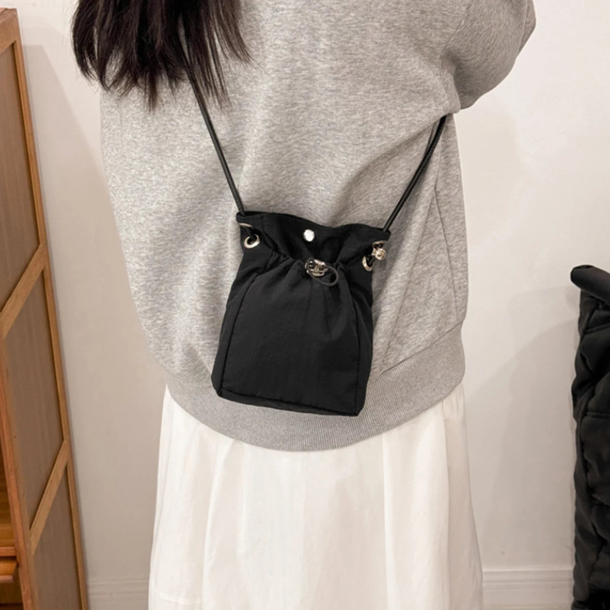 Nylon Crossbody Bag Soft Mini Phone Wallet Multifunctional Square Shoulder Bag Crossbody Purse Canvas Purse Messenger Bag