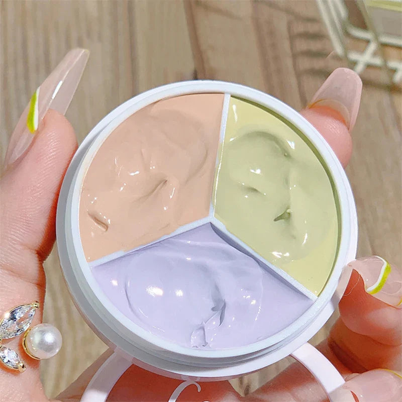 XIXI Pure Holding Makeup Three Color Concealer Spot Acne Print Repair Foundation Dark circles are not easy to stick powder