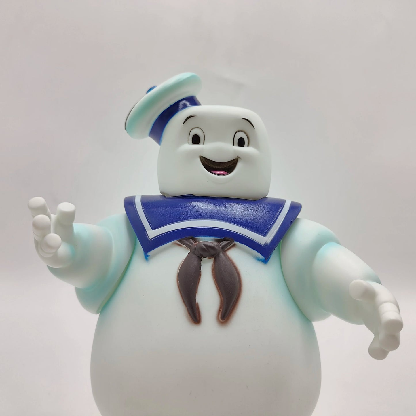 26CM Ghost Stay Puft Marshmallow Man Action Figure Collection Model Over Size Vinyl Doll Toy