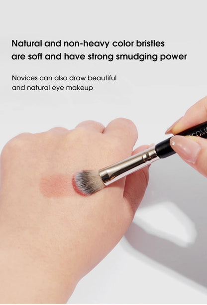 Double-headed painting eyeshadow brush novice makeup brush soft hair does not eat powder natural dizzy dye easy makeup