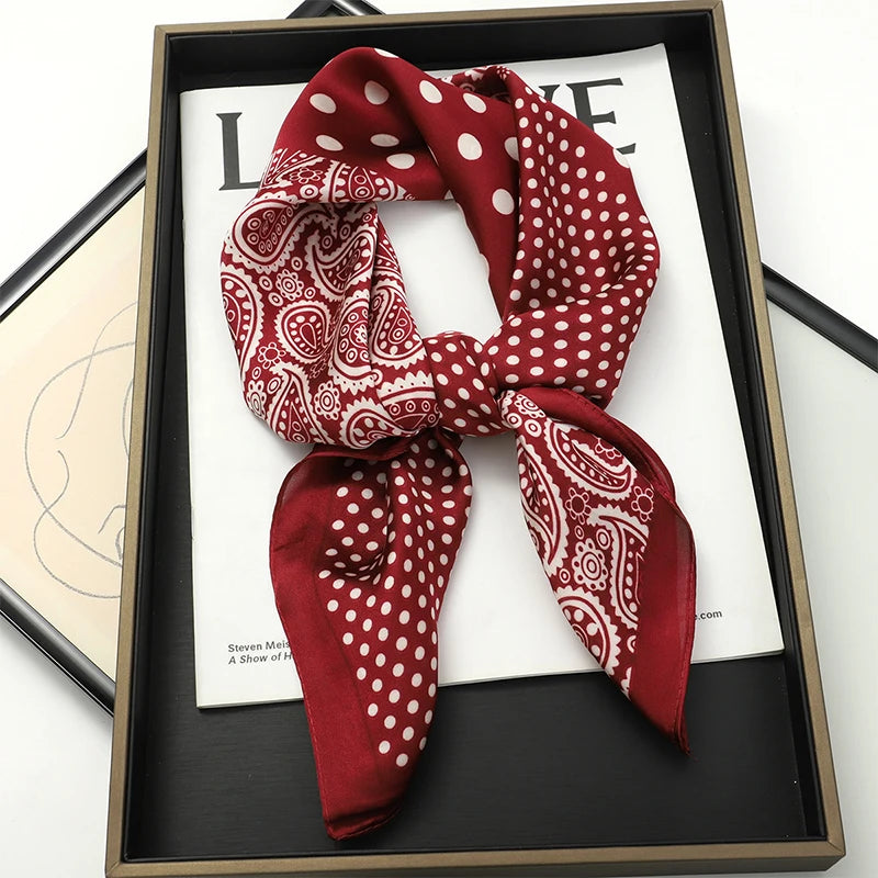 2025 New Fashion Luxury Printed Square Shawl Women 70x70cm Pashmina Silk Scarf Neck Headband Bandana
