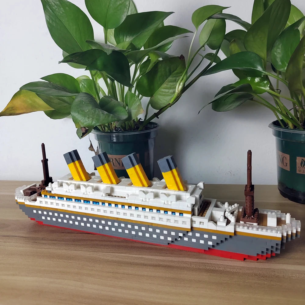 KNEW BUILT 6 Kinds Titanic Model Cruise Ship Building Block for Adult Micro Mini Brick Toy Perfect Gift Entertainment Decoration