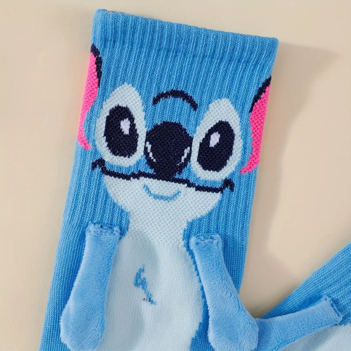 Disney Stitch hand in hand sock sock female Japanese cartoon cartoon tube stack sock cute children Christmas sock gift