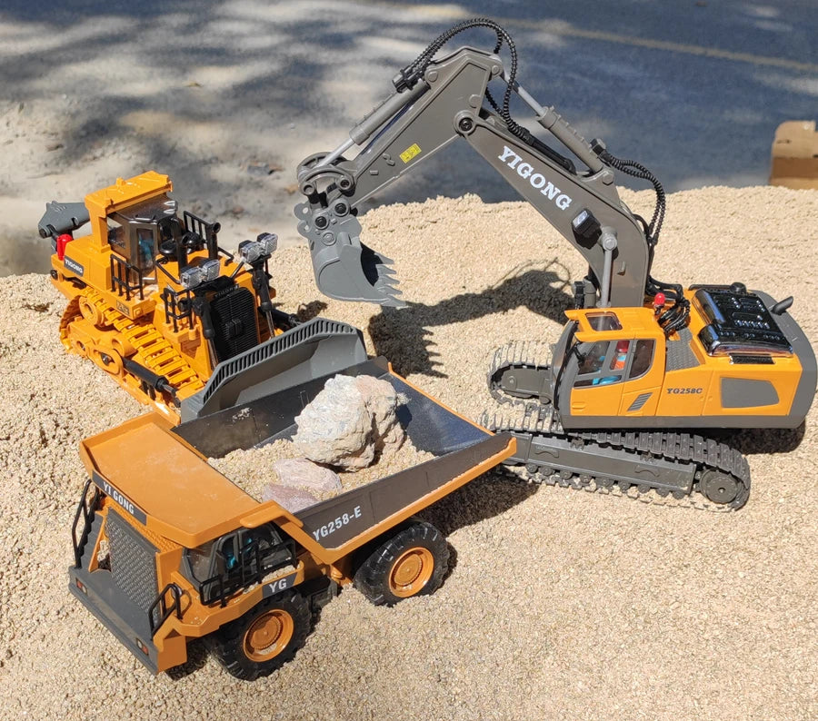 4WD Remote Control Excavator Toy Radio Controlled RC Dump Truck Vehicle Crawler Bulldozer Construction Buggy Light and Sound Car