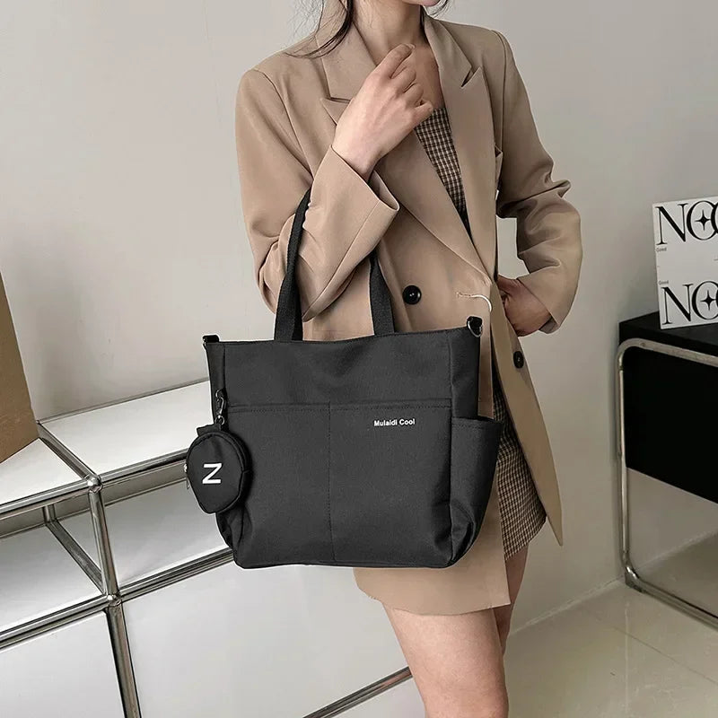 Large capacity Korean version crossbody bag suitable for both male and female college students travel shoulder bag commuting bag