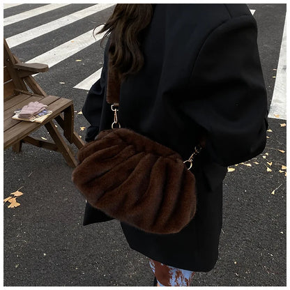 Cute and Versatile Winter Crossbody Bags Mink Fur Wrinkle Relaxed Texture Cloud Shell Bag Women Fashion Tote Shoulder Bag