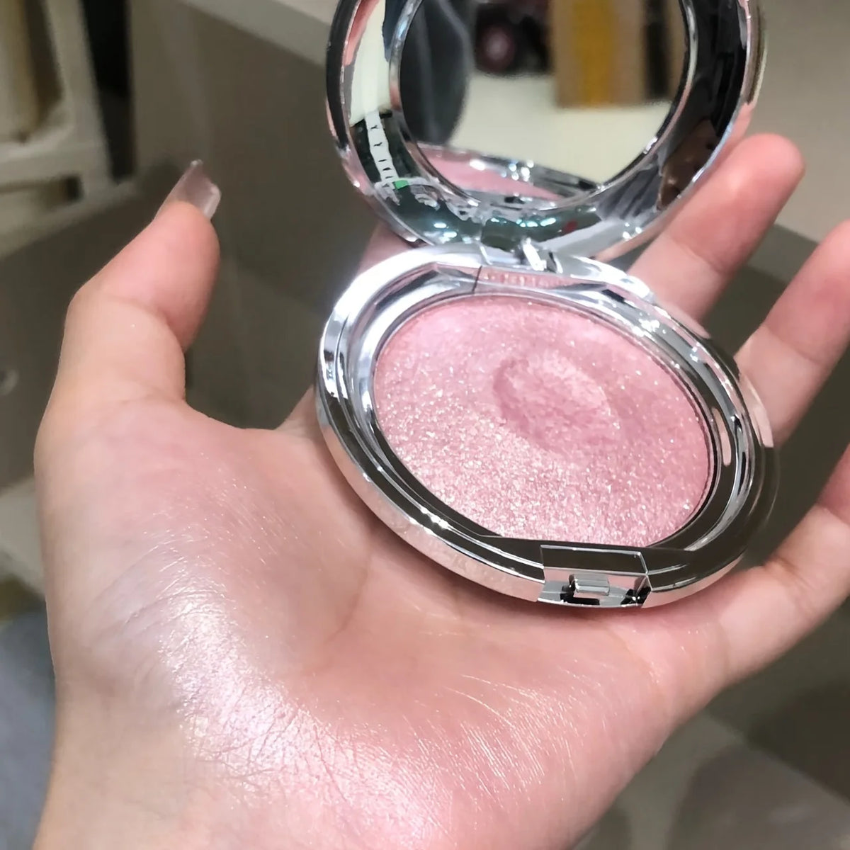 Diamond Shimmer Highlighter Cream Potato Texture Long Lasting Multi-Use Face Eye Cheek Makeup for Party & Gift