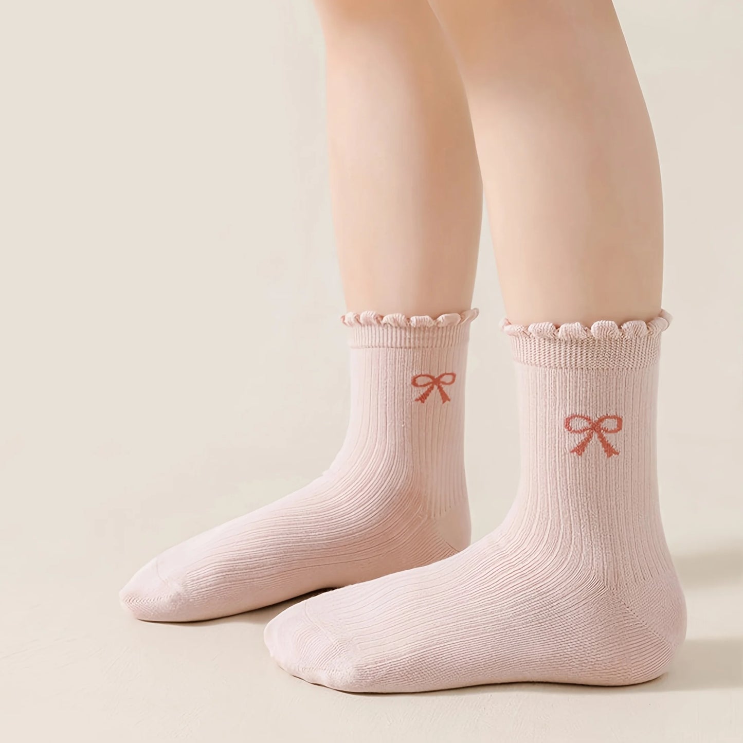 3 Pairs of Random Mixed Color Kidsren's Socks with Lace Bow Patterns for Girls and Babies, Versatile Mid-Calf Socks for All Seasons Suitable for Daily Life