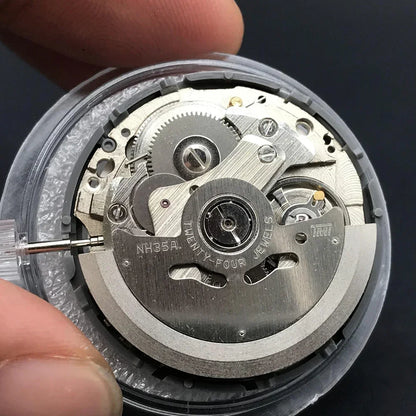 Japan Genuine NH35 Automatic Mechanical Movement High Accuracy 24 Jewels Mod Watch Replacement NH35A Date at 3H 3.8H 6H