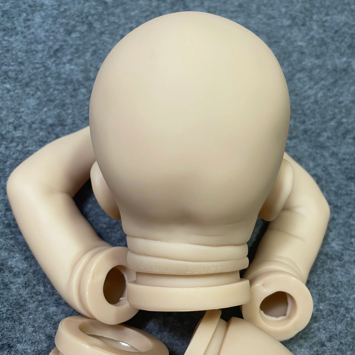 18-19 Inches Blank Reborn Baby Kit Sam Unpainted Unfinished Bebe Reborn Doll Molds Parts Vinyl Kit With Cloth Body