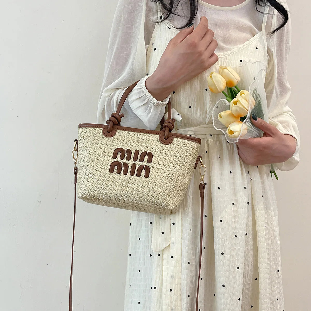 New Summer Beach Grass Woven Bag Women's Handbag Embroidered Thread Fashion Crossbody Bag Women's Unique Design Shoulder Bag