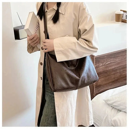 PU Leather Commuter Fashion Vintage Casual Tote Bag Maillard Stylish Crossbody Bags for Women Texture Large Capacity Temperament