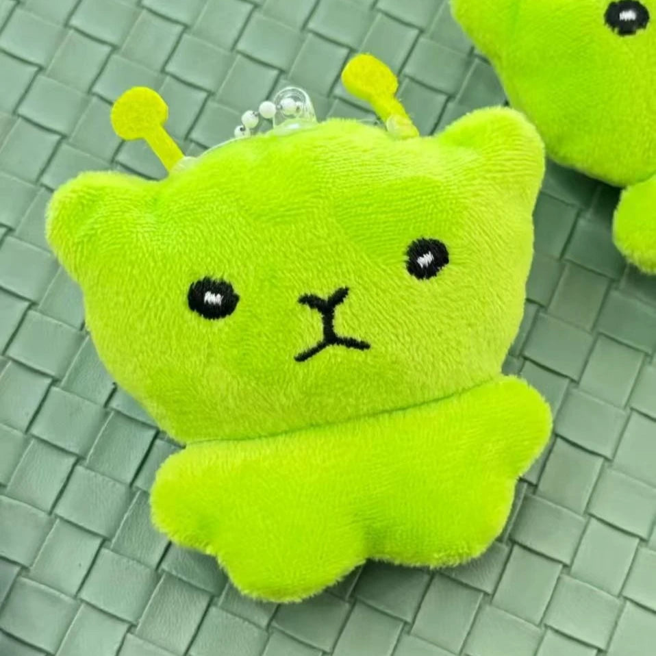 Cute Alien Cat Plush Pendant Super Soft Plushie Dolls Keychain Kawaii Mini Toy Backpack Pendant Lovely Bag Decor Christmas Gift