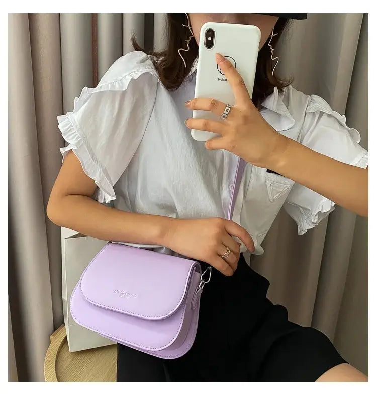 Women's Crossbody Bag New Solid Color Fashionable Flipped Bag Retro Casual Simple Crossbody Bag