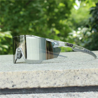 810 1 lens J