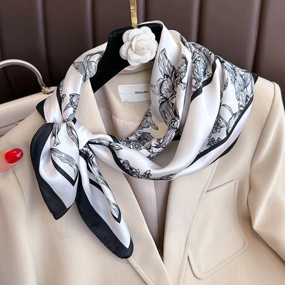 2025 New Fashion Luxury Printed Square Shawl Women 70x70cm Pashmina Silk Scarf Neck Headband Bandana