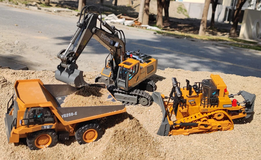 4WD Remote Control Excavator Toy Radio Controlled RC Dump Truck Vehicle Crawler Bulldozer Construction Buggy Light and Sound Car
