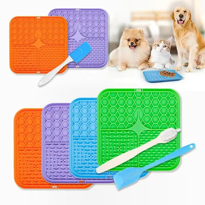 Pet Lick Silicone Mat for Dogs Pet Slow Food Plate Dog Bathing Distraction Silicone Dog Sucker Food Training Dog Feeder Supplies