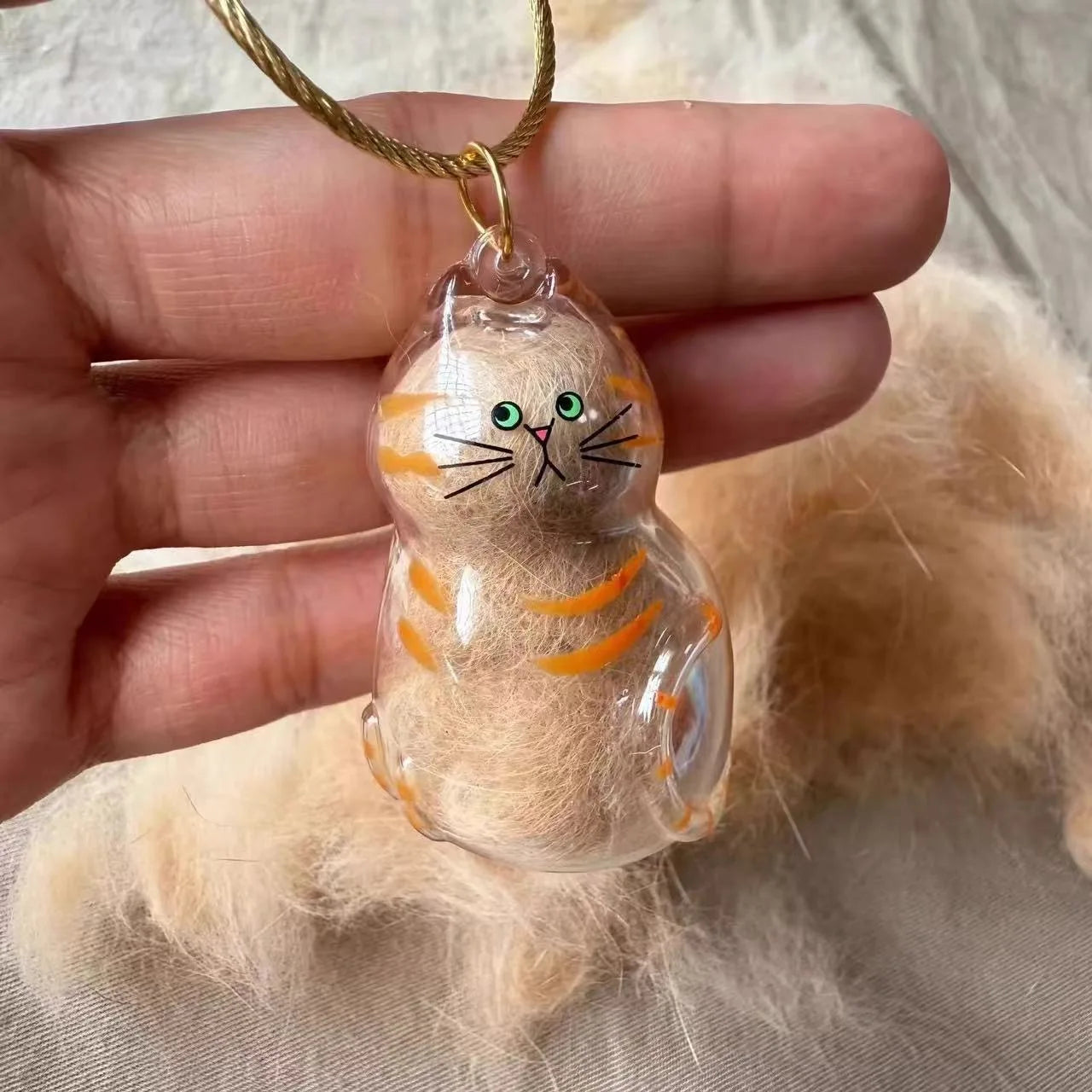 Transparent Cute Cat Keepsake Keychain Lovely Dog/Cat Shape Pet Hair Memorial Bottle With Key Ring for Pet Lovers DIY Souvenirs