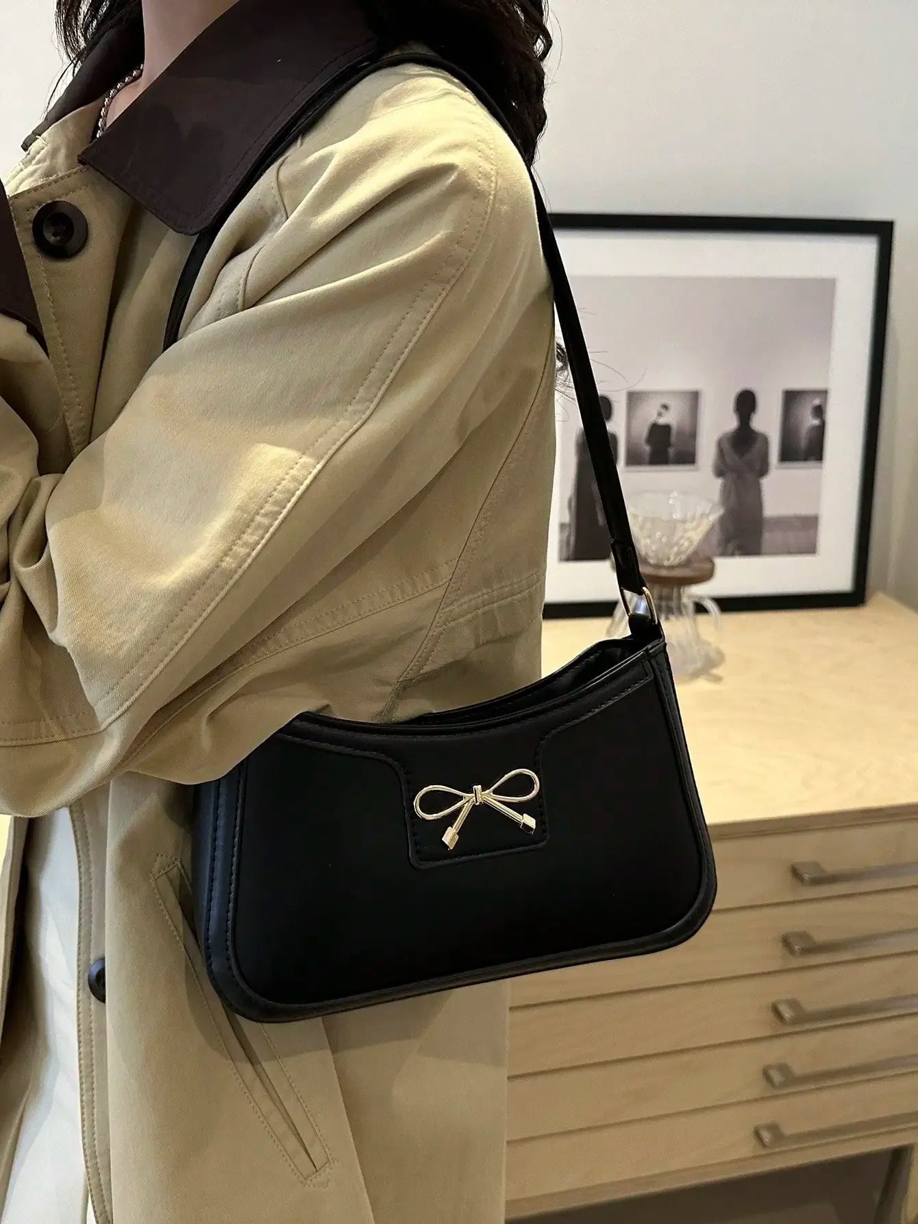 New Autumn Winter Women Shoulder Bag Korean Fashion Crossbody Bag for Commuting Under Arm Bag with Bow Decoration