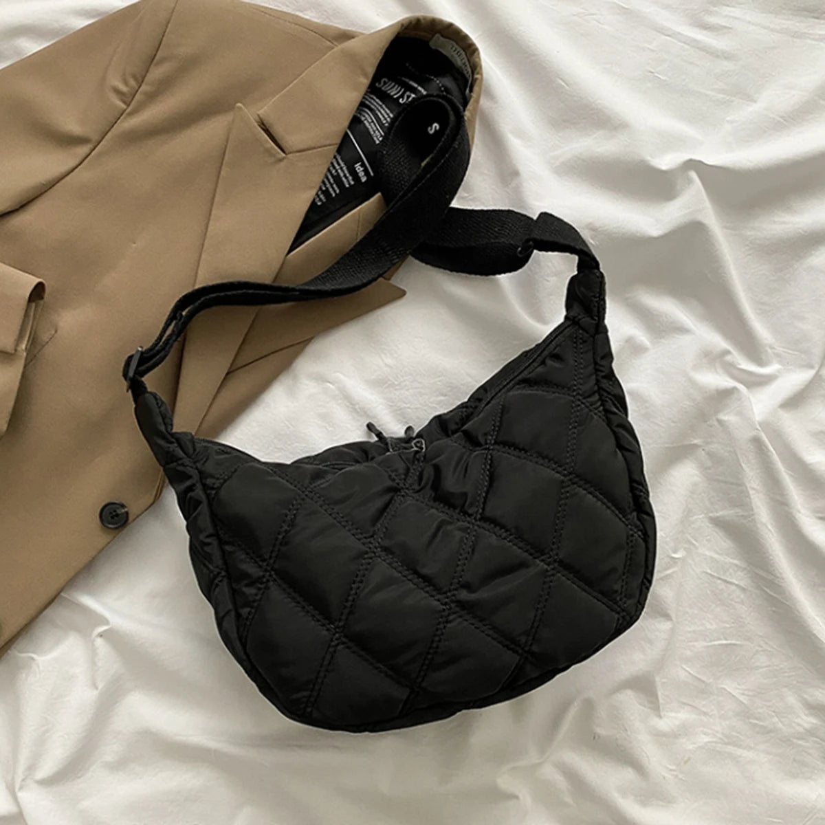 Black diamond check embroidered thread large capacity down Cloud Women's shoulder crossbody dumpling bag (without pendant)