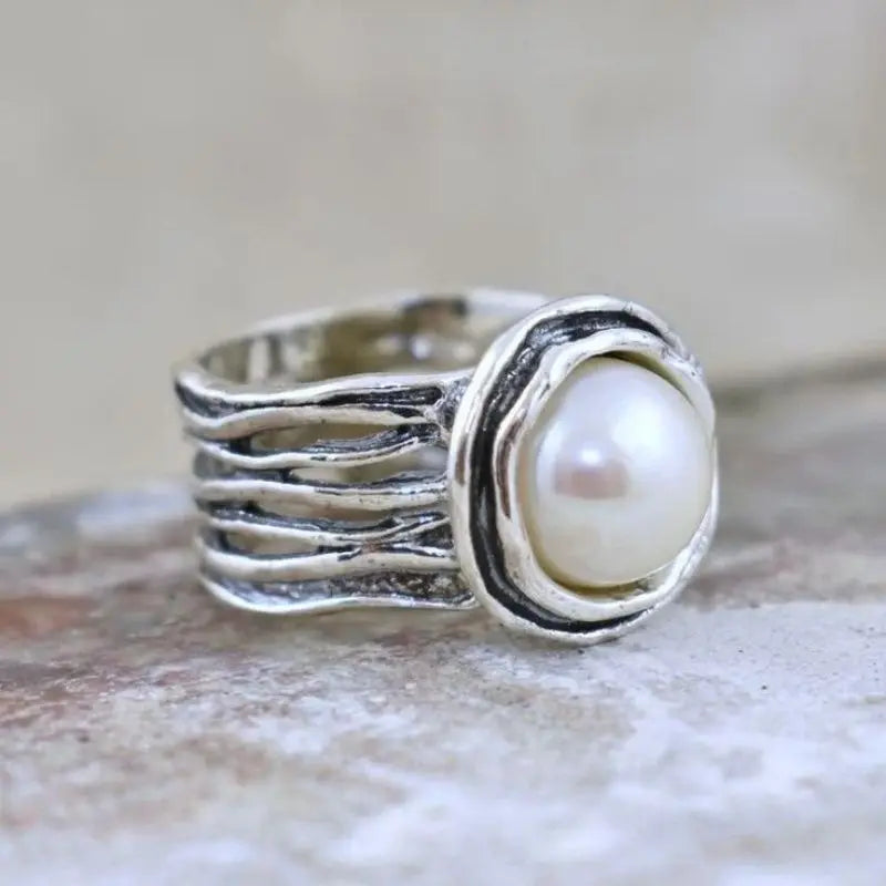 Niche Vintage Ethnic Hollow Inlay Pearl Rings For Women Birthday Party Gift Accessories Custom Jewelry